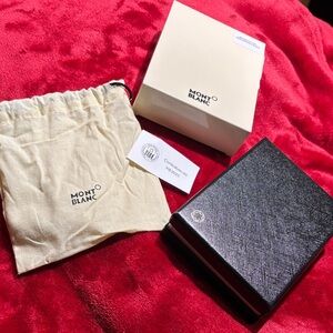 Montblanc Black and White Gift Set